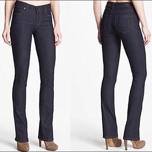 Paige Manhattan Elyse Dark Blue Wash Mid Rise Baby Bootcut Stretch Jeans 26 32.5